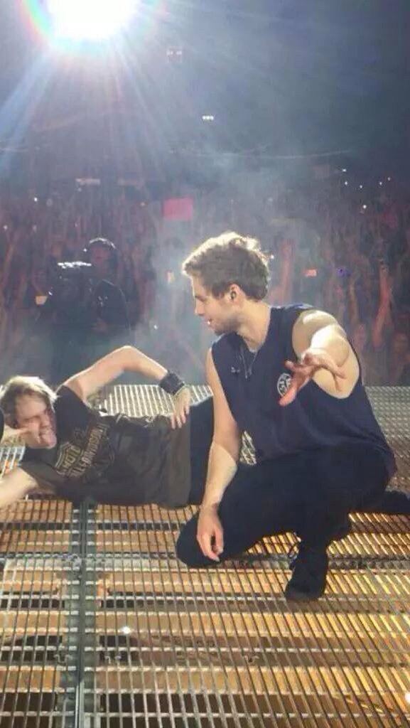 mukethingsus's tweet photo. Blond muke was a blessing https://t.co/KVj0o3lnQk