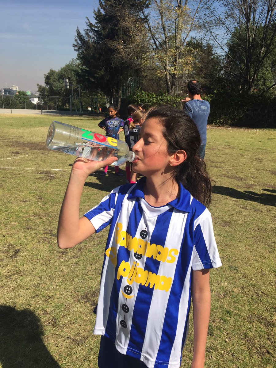 Adriana_bello's tweet photo. No pude faltar @zoe_water en la #copagiro 2016 https://t.co/wSIcPAocf3