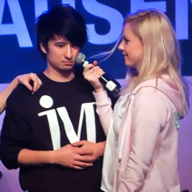 Kellyunicorns1's tweet photo. @MissesVlog @Julien_Bam ok, dat is so cute😍😂❤️ https://t.co/1MH2qT7reI