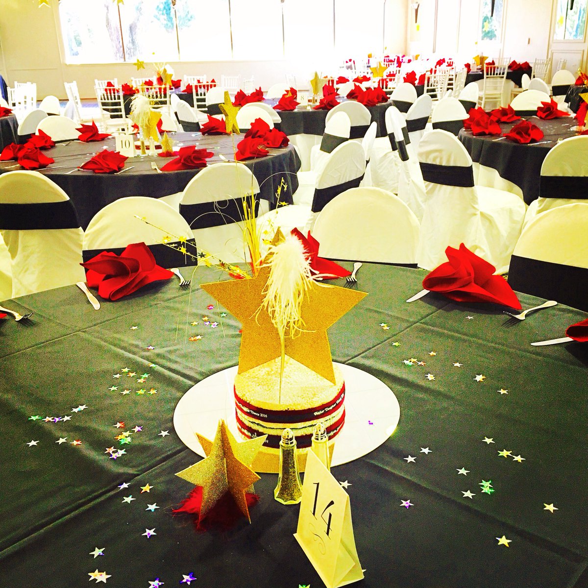 NorbeckCC's tweet photo. Norbeck Country Club. The scene is set for the Father/Daughter Dance this evening. #norbeckcountryclub @norbeckcc https://t.co/iFre98FSwp