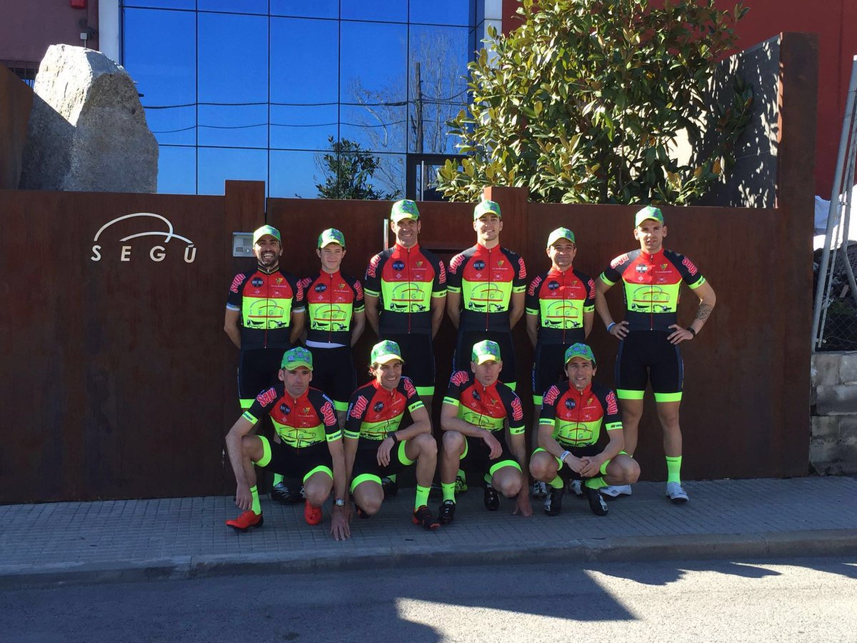 jordimasfepesa's tweet photo. Avui presentació del @IlerdenseC #inverseteam #excavacionssegú #sermanport #bicissegú #bikebox #totvicienbici https://t.co/la4vlllCIx