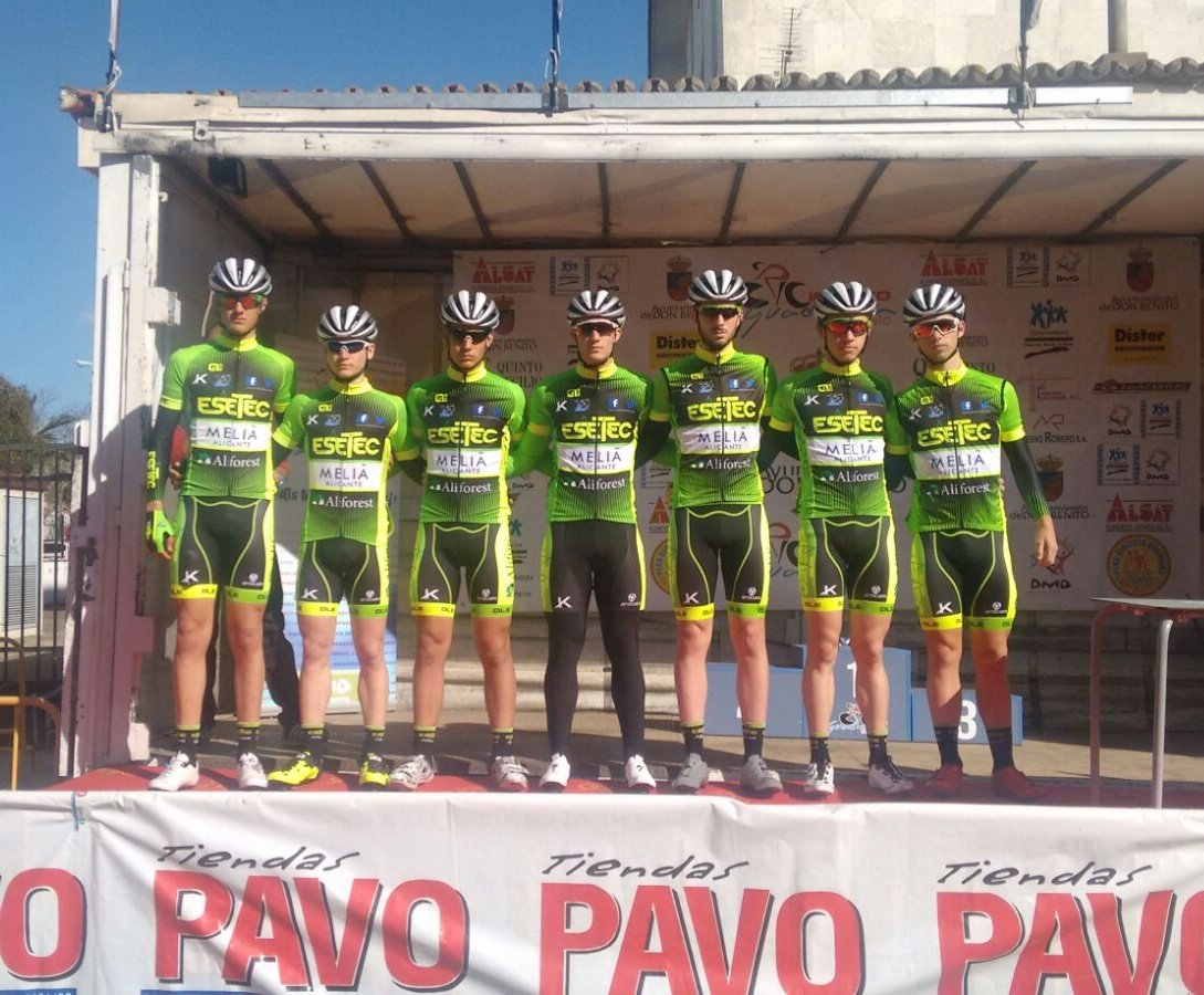 Momentos previos al <a href="/circuitoguadia/">Circuito Guadiana</a> disputado hoy en Don Benito #EsetecBoys #ControlDeFirmas