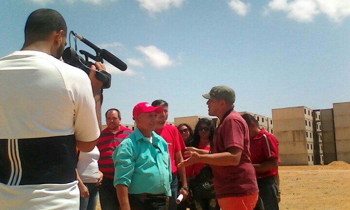 ProyectoPF428's tweet photo. La verdad siempre sale a la luz y llego la hora de mostrarle a toda Venezuela con @LaZurdaDeChavez nuestra historia https://t.co/ElJF7IDIuK