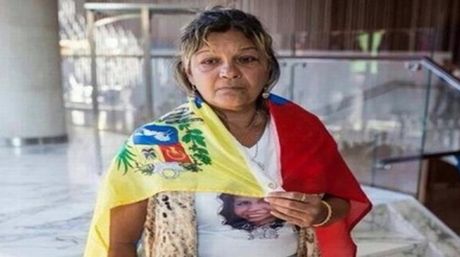 ElNacionalWeb's tweet photo. Rosa Orozco: "Yo perdí una hija, pero si no perdonamos no seremos libres" https://t.co/StHeP5BloG  https://t.co/dsAXMm3Me2