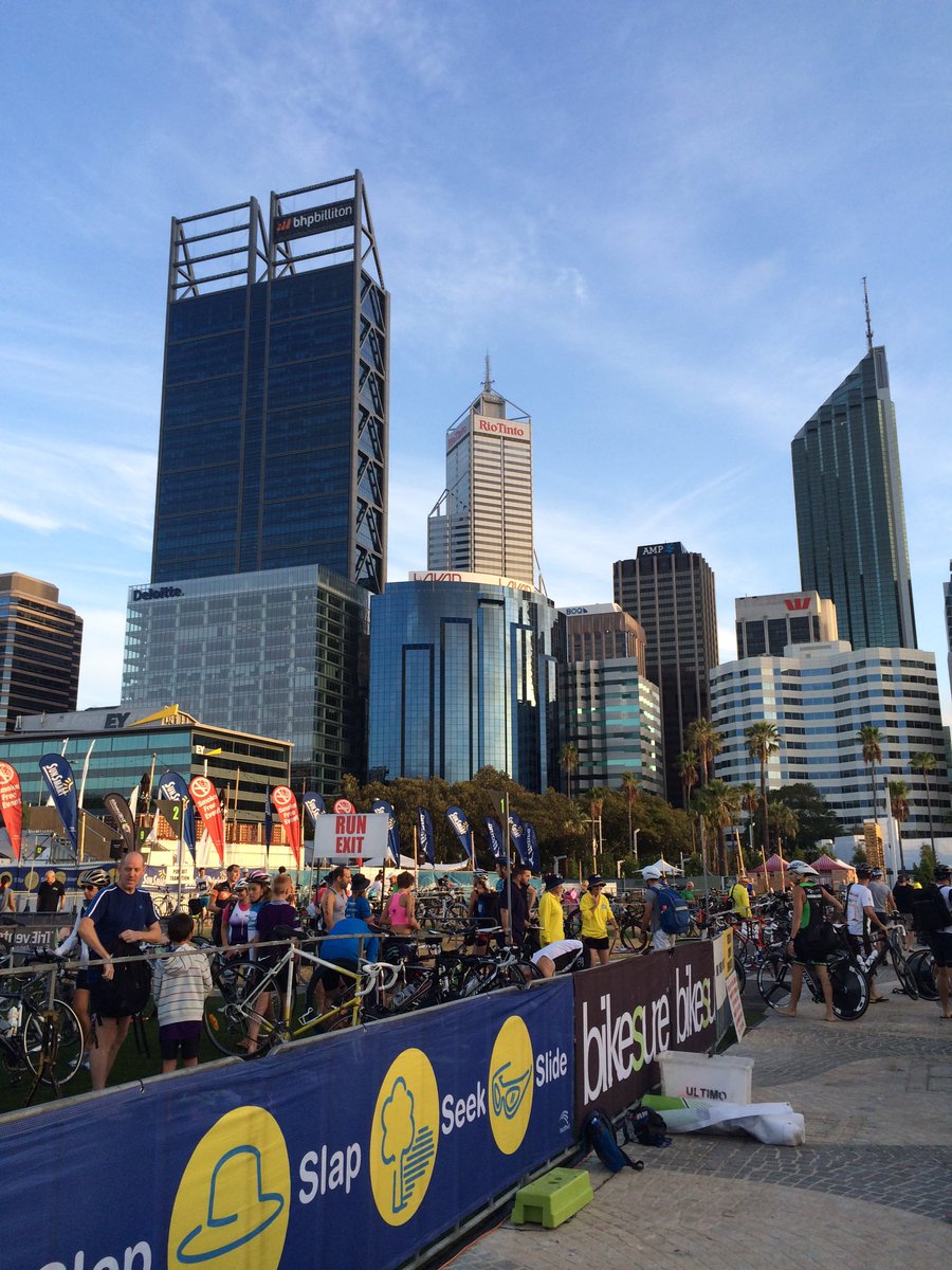 TriEventsWA's tweet image. Ready to go - City of Perth Triathlon #sunsmart #slipslopslapseekslide #westernaustralia #triathlon #triserieswa