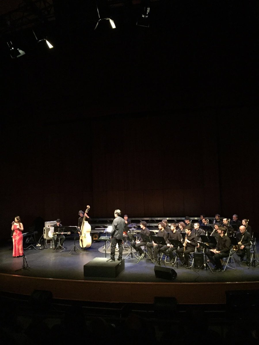gredossandiego's tweet photo. Lleno en el Auditorio Pilar Bardem en el Sacred Concert @eACNUR https://t.co/Z9Ize8Kd82