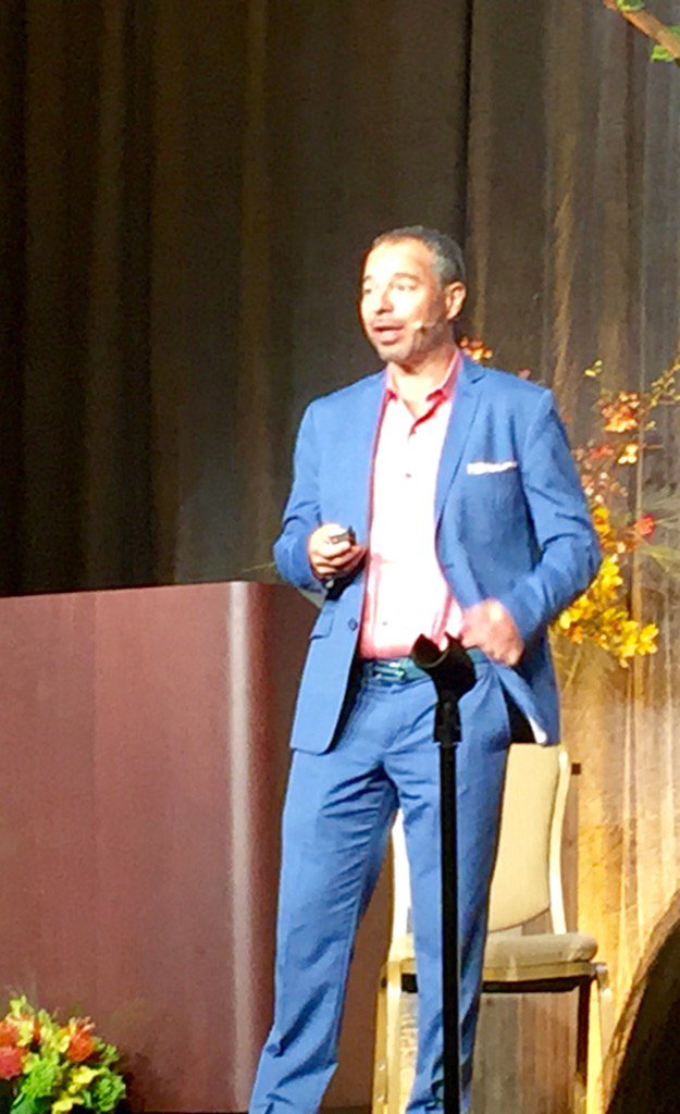 annemoto's tweet photo. "Conscious business follows ethical principles"  Free resources at https://t.co/Ne29p6eo4P #wisdom2016 @fredkofman https://t.co/VGf0phDK1J