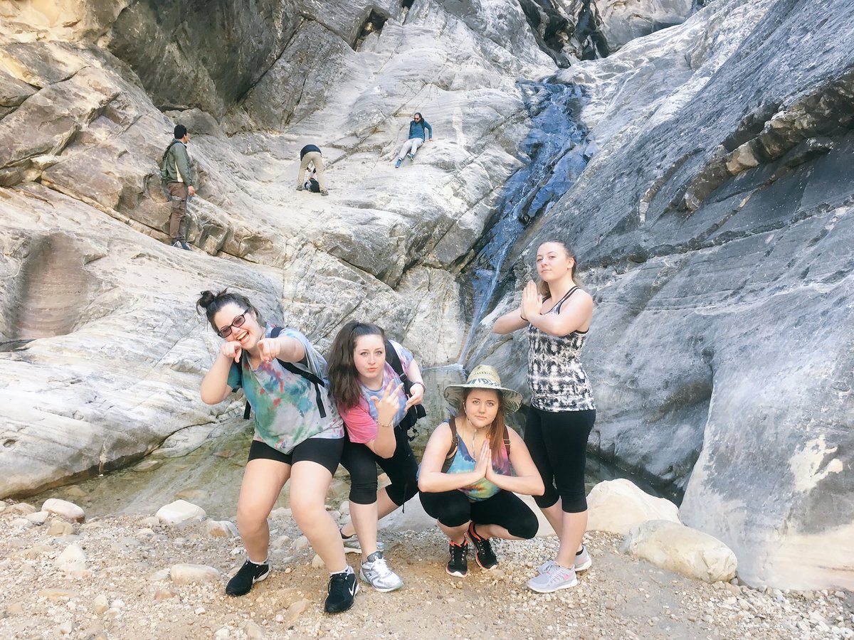 koochiekopii's tweet photo. Ice Box Canyon // Red Rock 🏔 https://t.co/YVhxzfICJ1