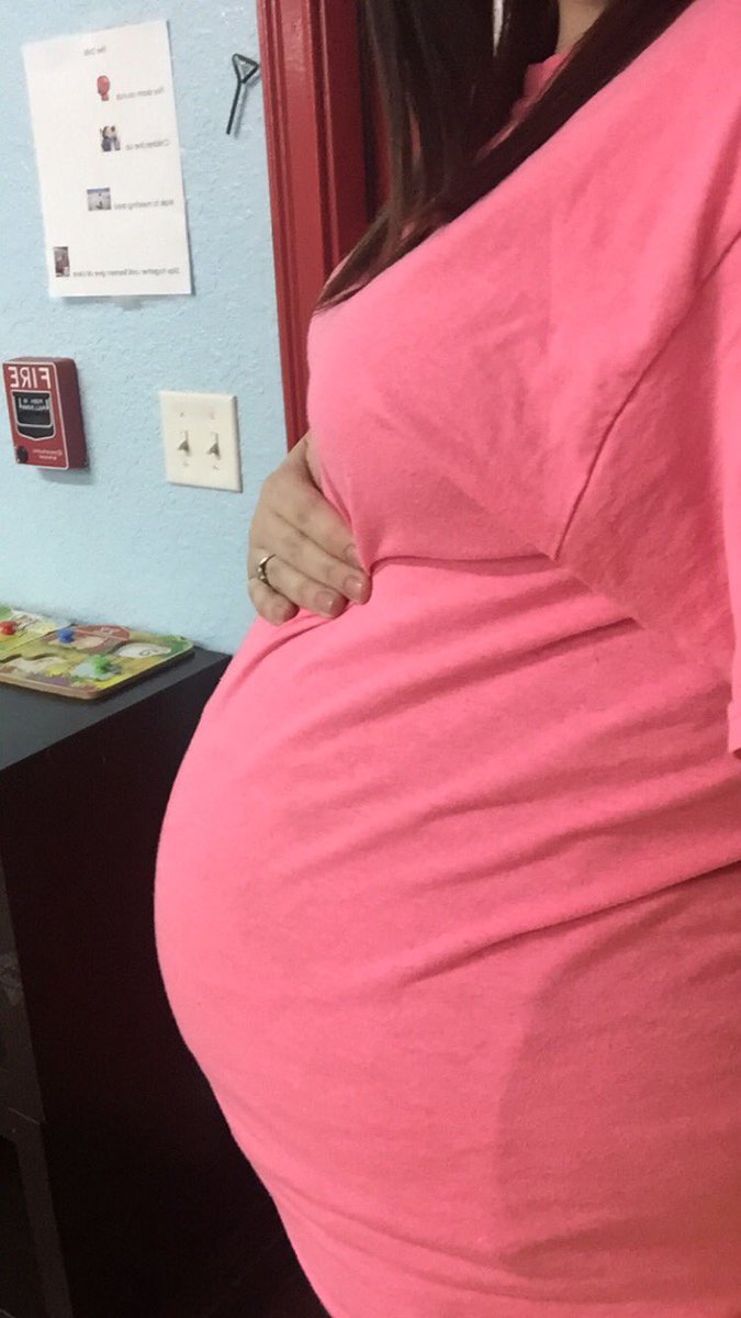 h_morgan15's tweet photo. Oh hey, thanks for deciding to finally really pop out! 😳😍 
#34weeksdown #6togo https://t.co/f9SUc2gfcs