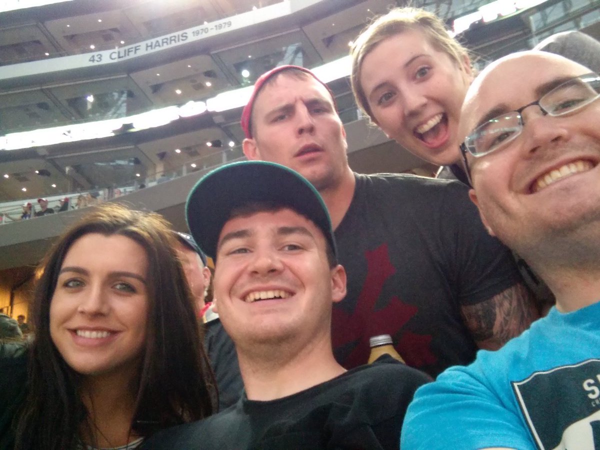 T1mTerrible's tweet photo. #supercrosslive https://t.co/GORegzcZJw