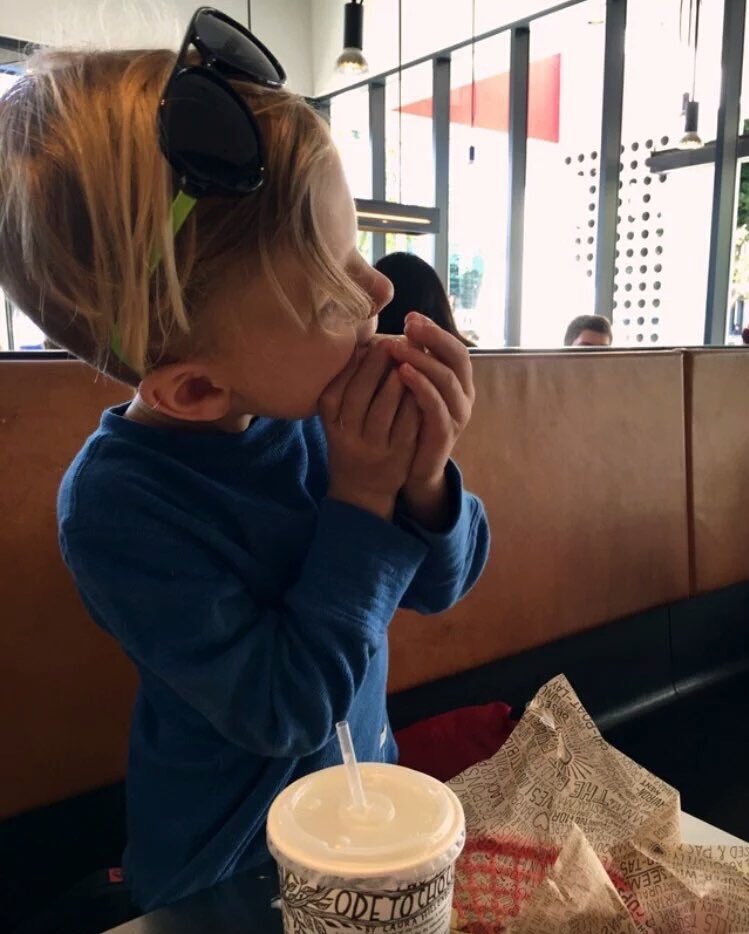 truemmy's tweet photo. omnomnom https://t.co/okbovi1Grk
