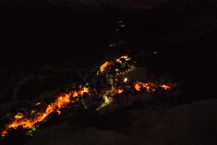 BricTour's tweet photo. Due serate di ciaspolate con la luna quasi piena a #Balme , bellissime atmosfere. #VallidiLanzo https://t.co/qAB0Wz2G1q