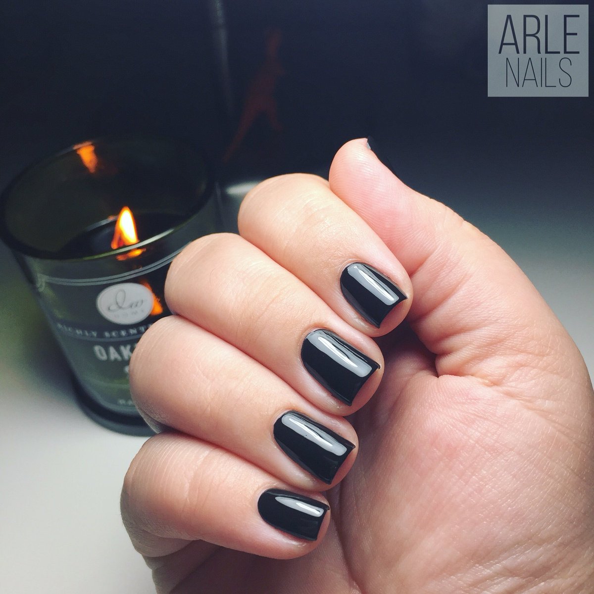 arle_nails's tweet photo. #notd https://t.co/QxBEi02PPO