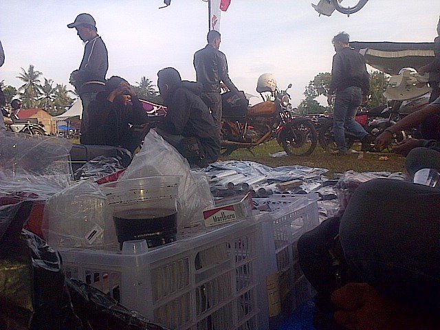 ExcelDheri's tweet photo. Ngopi pagi masih di acara cbcl @cb club lampung https://t.co/e0sjcwn3bL