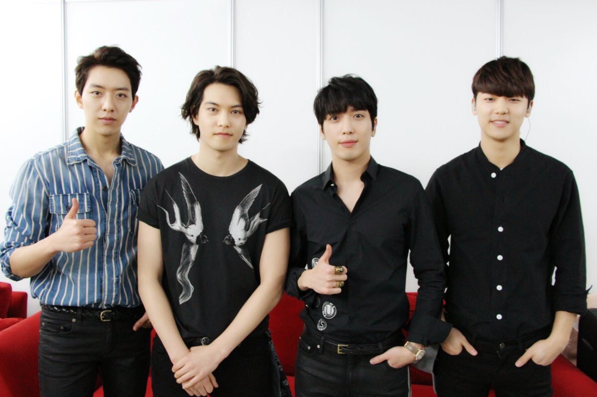 FNCFamily_ent's tweet photo. 2016 #CNBLUE LIVE [#COME_TOGETHER] in Taipei 공연종료! 함께해주신 모든 관객여러분께 감사드리며 Taiwan BOICE 여��분에게 항상 행복한일들만 가득하길 응원하겠습니다:) https://t.co/gyROpCXstk
