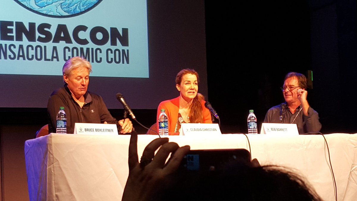 MT @ShadowedShade13 
#Babylon5 panel with @boxleitnerbruce and @ClaudiaChristian