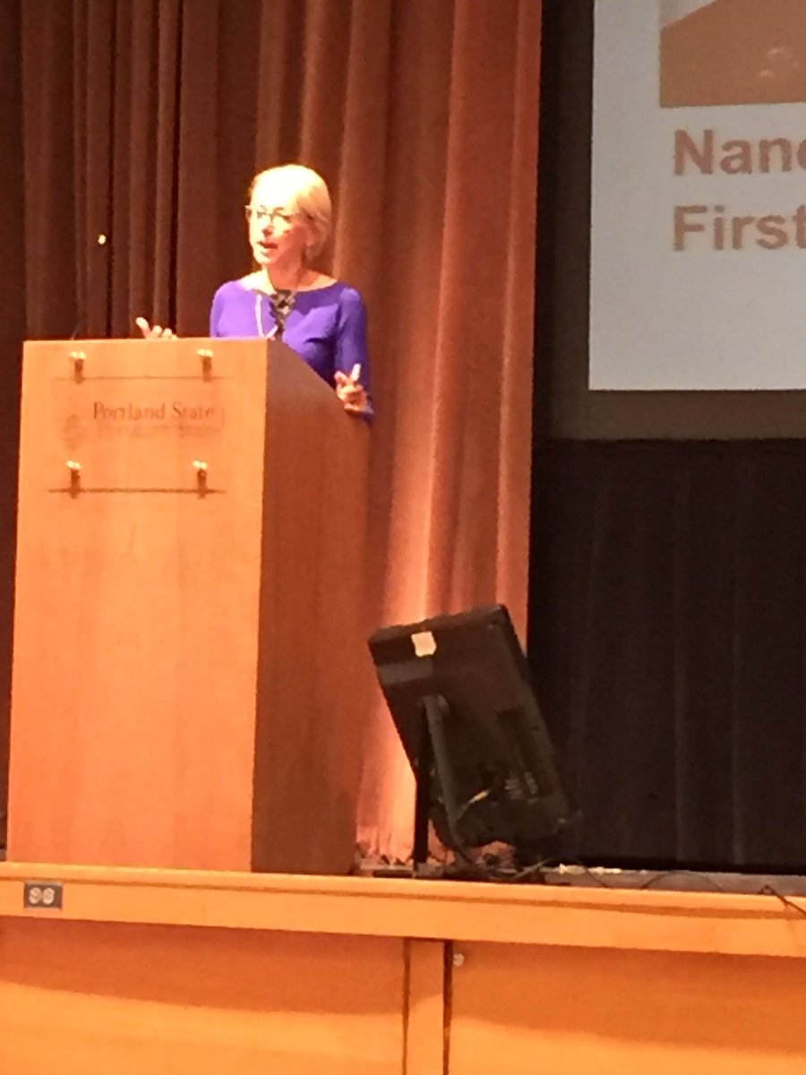 JamesBeardPubMk's tweet photo. Appreciating First Lady Nancy Hales as she delivers #FoodWorxPDX closing remarks. Thx Nancy for everything you do! https://t.co/ZJAZo5WrgP