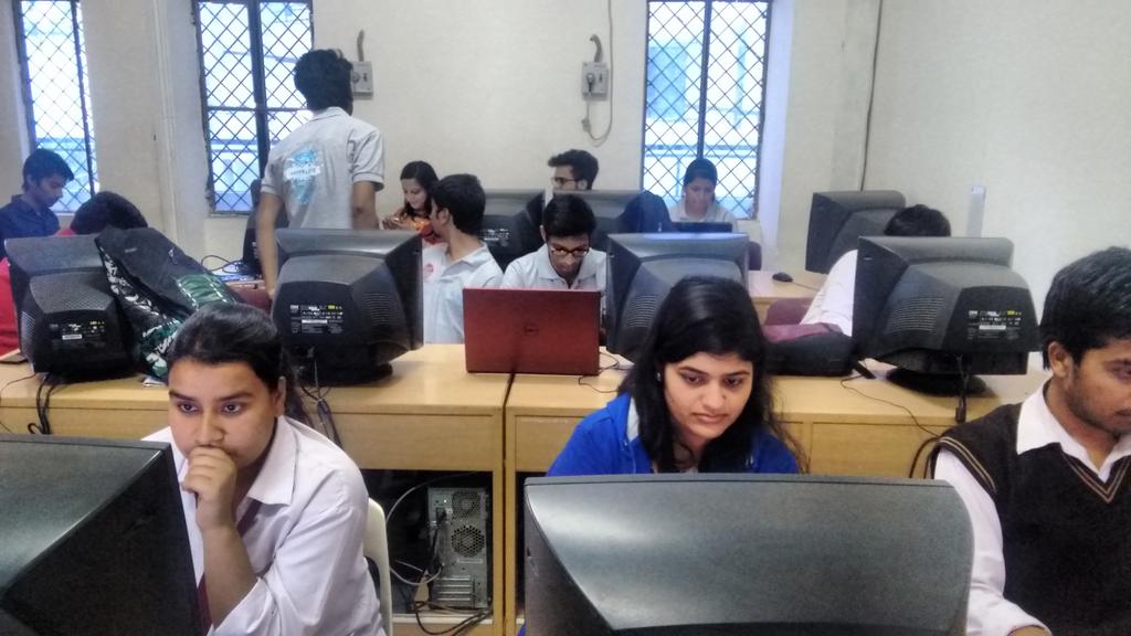 navneetolla's tweet photo. @topazskit @nenindia @WadhwaniF @maneeshakaushik #EWeek2016 #backbone ... https://t.co/EkVIFXBkal
