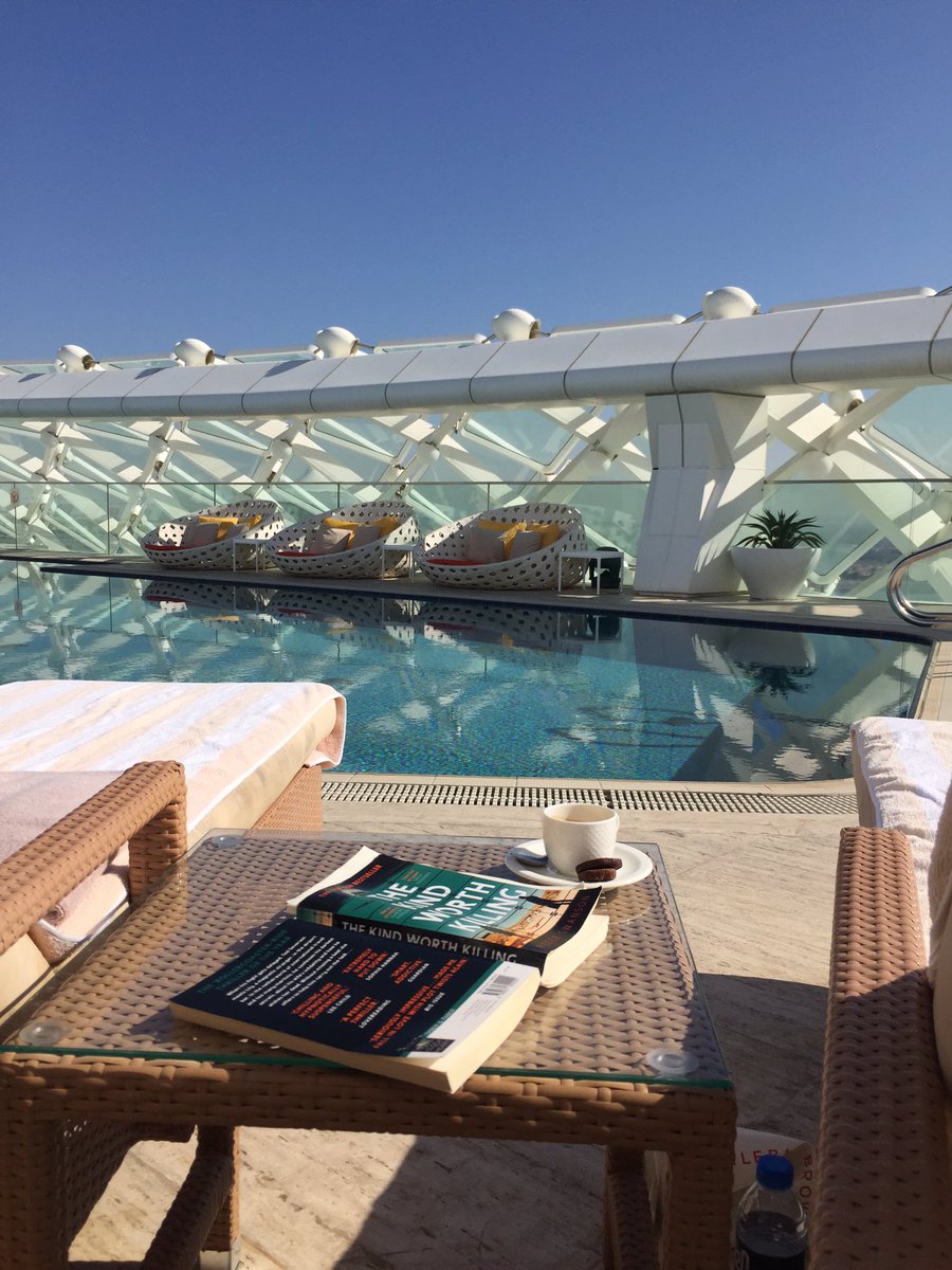 RaniaJ's tweet photo. ... #sun #thriller #pool #espresso = my heaven https://t.co/GgwzzVtdjk