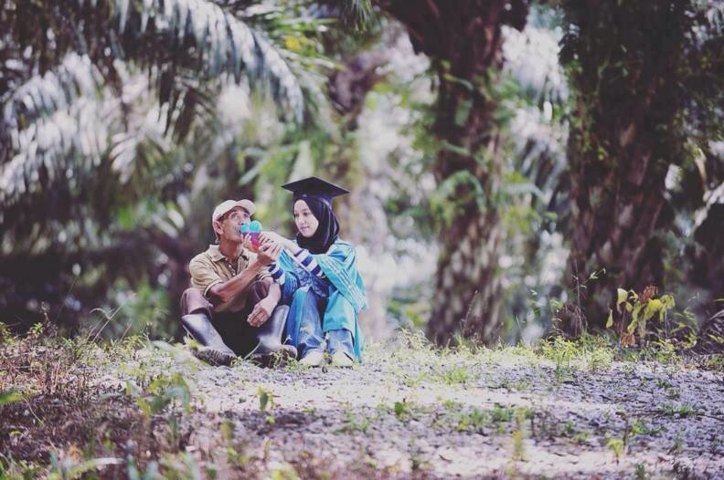 Gengkotak's tweet photo. Jadilah anak yang membanggakan kedua ibu bapa, bukan jadi raver, hipster pejadah semua bangang. https://t.co/I5wm0vSdGZ