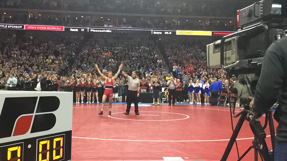 Andy_Hamilton's tweet photo. Lisbon's Carter Happel caps a 209-1 career with his fourth state title. https://t.co/LCqIIK8r7j