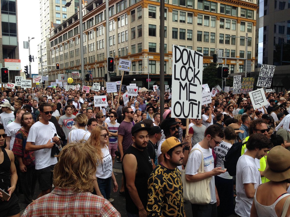 Fuck yeah Sydney!!! Let's choose our own bedtime. #KeepSydneyOpen