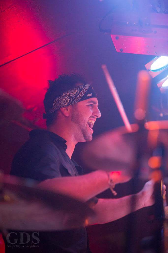 SuperfektaMike's tweet photo. The many faces of a drummer. #drummerfaces #ohyeah #superfekta https://t.co/ChrCSXN8Gb