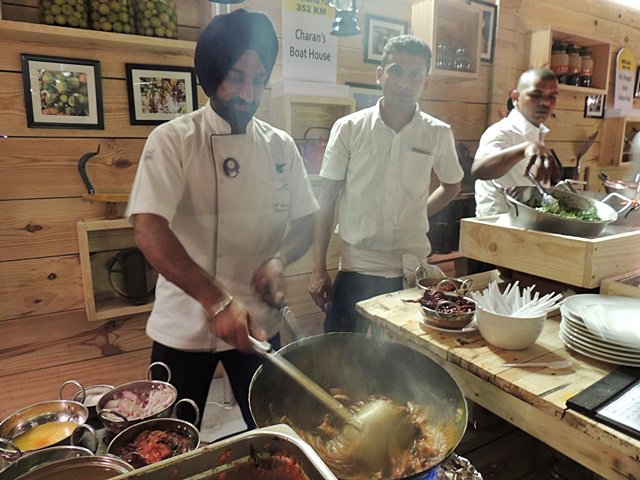 lifeisavacation's tweet photo. @HolidayIQ @JWMarriottBLR Chef Jolly-Mutton Ghee Roast succulent,aromatic,soft #HolidayBetterConversations;Lucky Me https://t.co/agdAaZUnzv