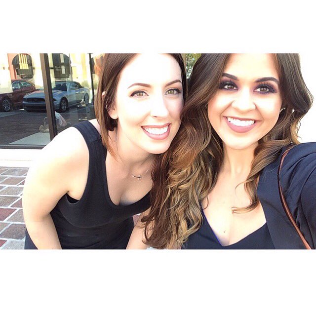 Steph_Says28's tweet photo. Soul sista sistaπ― #MAC #BreakyTime https://t.co/4vCPoiltki