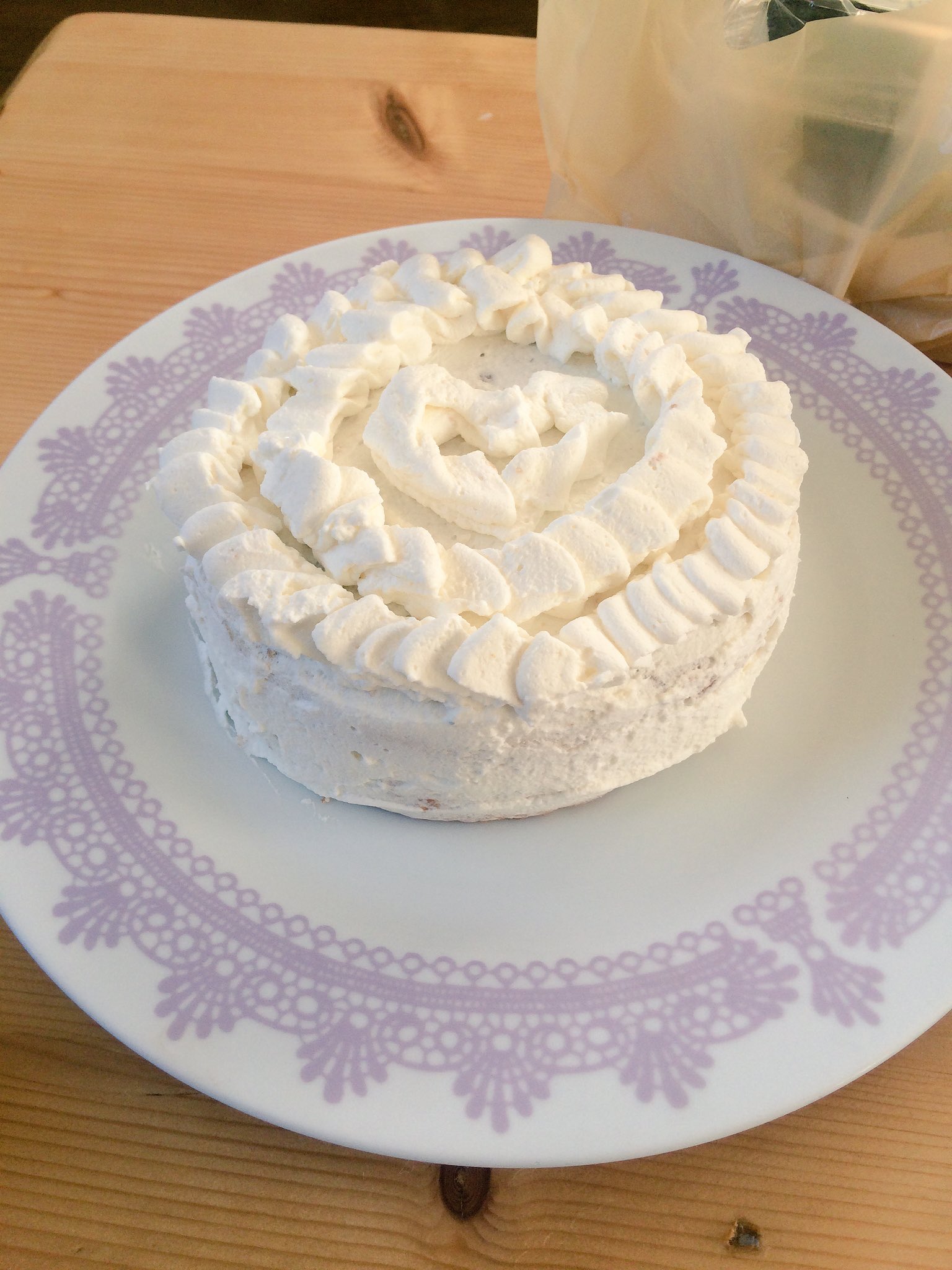 いとまてふ Twitterissa 生クリームとスポンジだけでケーキ ただ気持ち悪くなった カスタードクリームにしたかったけど父上が 苦手だから生クリーム W 白だけだとウエディングケーキみたいって上から潰したくなった俺氏 T Co Lmems5jluv Twitter いとまてふ Twitterissa 生クリームとスポンジだけでケーキ ただ気持ち悪くなった カスタードクリームにしたかったけど父上が 苦手だから生クリーム W 白だけだとウエディングケーキみたいって上から潰したくなった俺氏 T Co Lmems5jluv Twitter