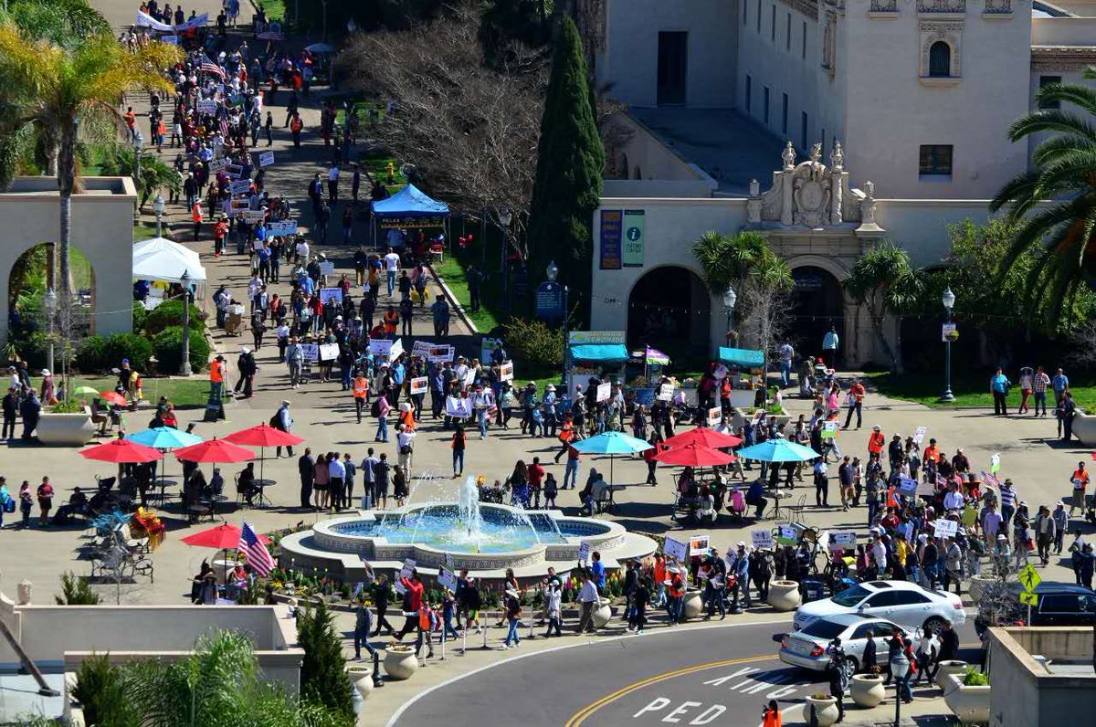 LilyWLi's tweet photo. #Justice4Liang

Today's protest at the San Diego https://t.co/xg9lopPoKm