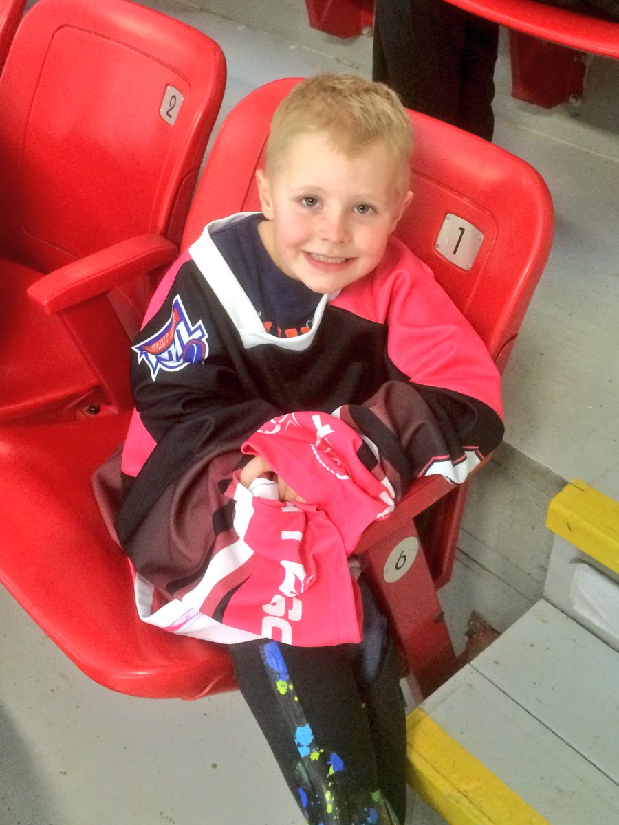 LloydBobcats's tweet photo. Congrats to Dayton Pedersen, the winner of the @Focusedsp #AntiBullyingDay Pink Jersey draw! Enjoy buddy. https://t.co/DUxZzXUGFj