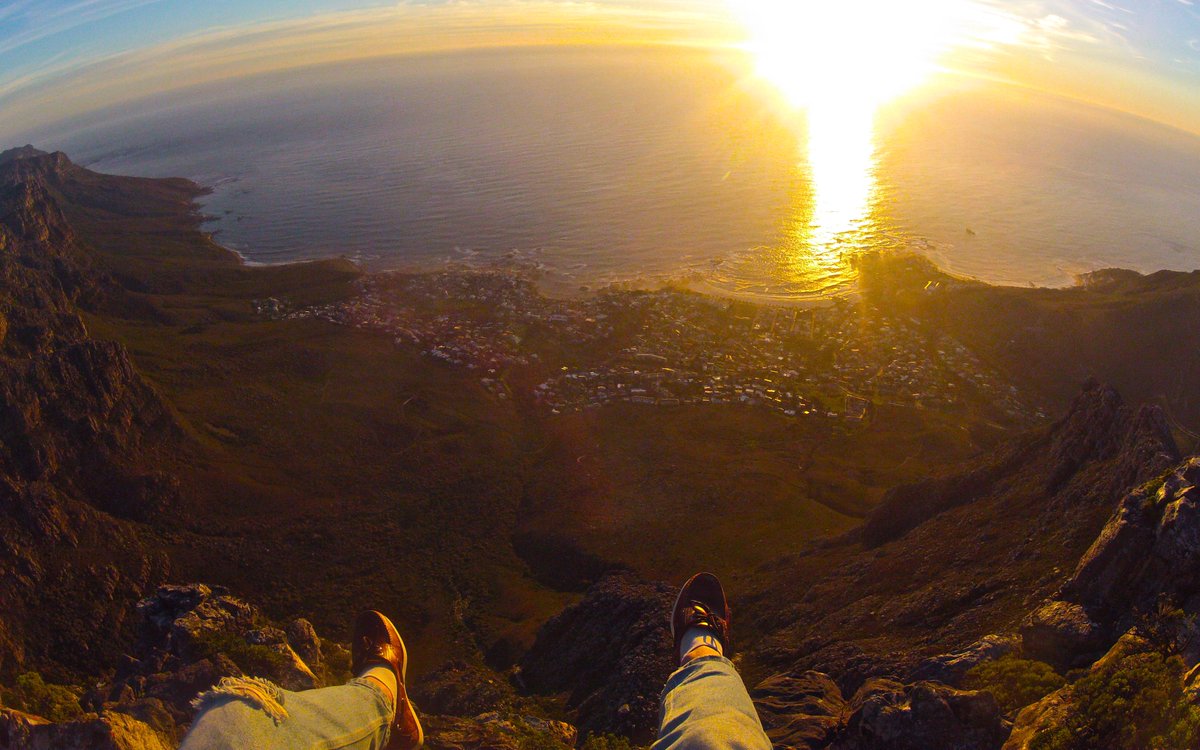Barney_Swan's tweet photo. Chasing sunsets. #adventure #ocean #capetown #cliff #sunset #SouthAfrica @lovecapetown @SouthAfricaANZ https://t.co/Otx10NzTgP