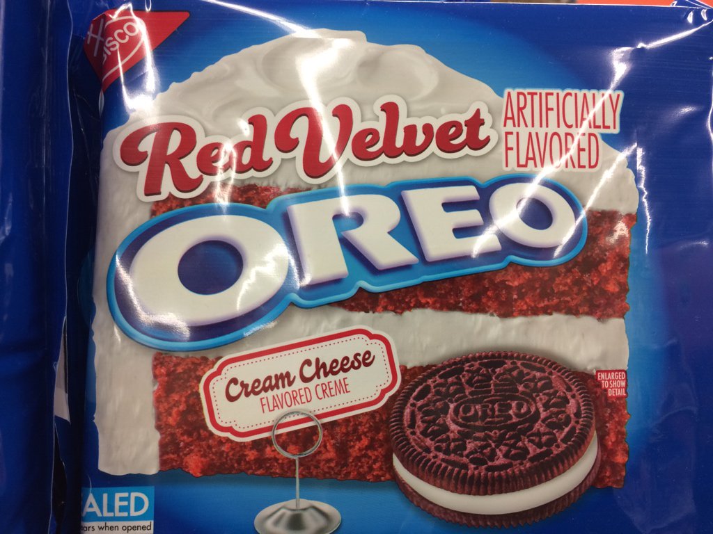 LineOreo's tweet image. Red Velvet. I’m out of control!