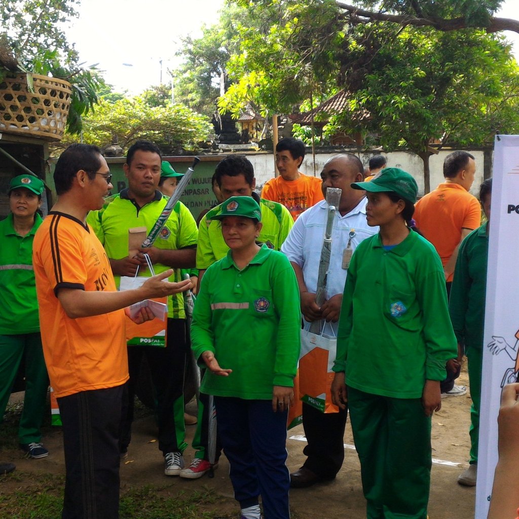 WulanSeptiEndah's tweet photo. #PosIndonesiaBergerak #Reg8 https://t.co/Qpdj0HosWt