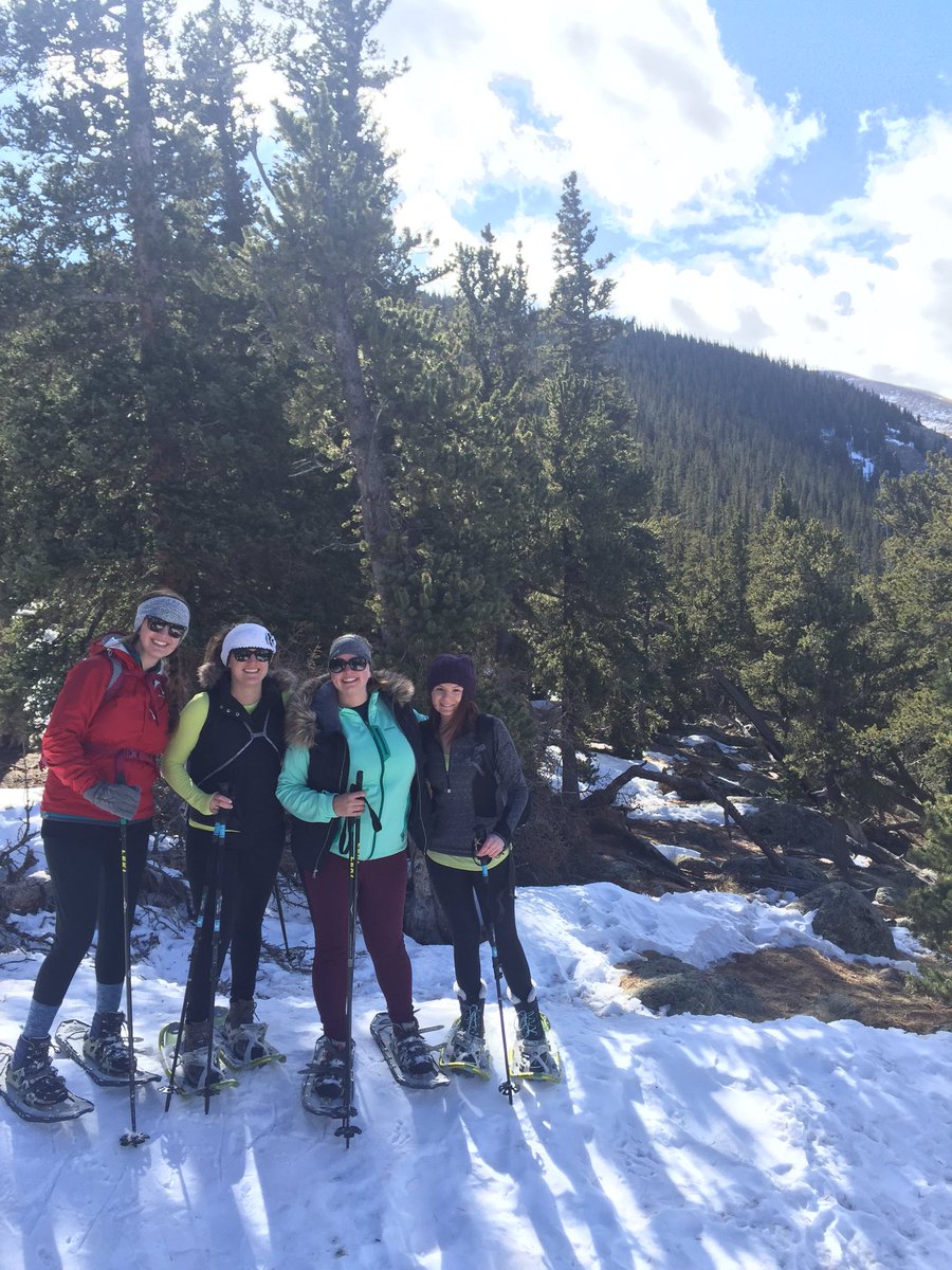 Ross1989Sarah's tweet photo. First snow shoe outing of the year! Perfect day @LLBParkMeadows https://t.co/GbOrsg4NQD