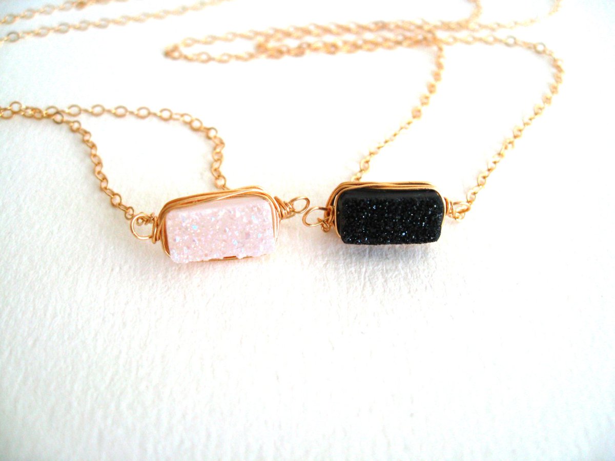VitrineDesigns's tweet image. Druzy Bar Necklace Gold Opal white Layering Necklace Minimalist Jewelr… etsy.me/1HC8Vj4 #fashion #WhiteDruzy