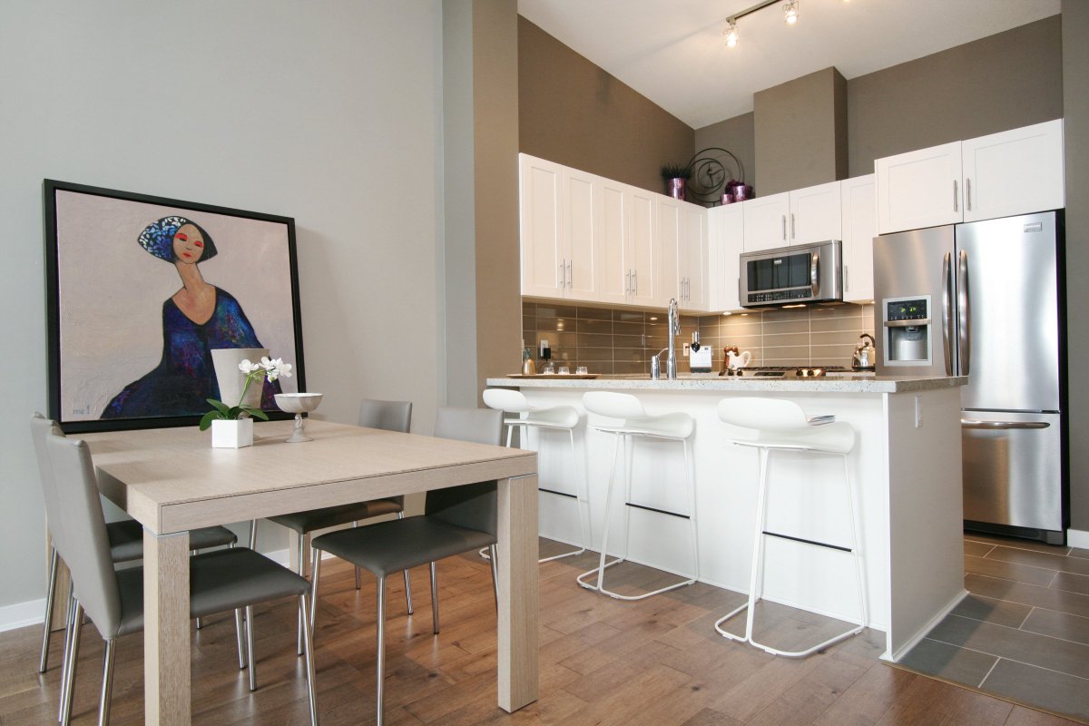 RealtorLindsie's tweet photo. 1 bed Penthouse in Ft. Langley with the WOW factor! OH Sun 2-4. https://t.co/n5QGQlWYjP https://t.co/hikYsvUXKt