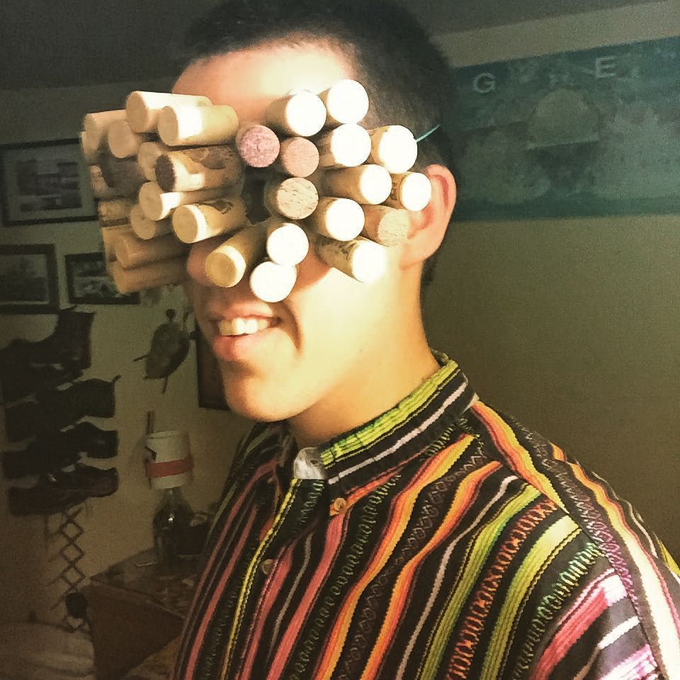 MattLobban1's tweet image. #masquerade #corks #funkyshirt ift.tt/1LzRgGs