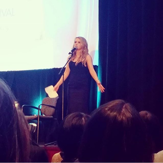 mckinnonupdates's tweet photo. Some more photos from yesterday! :) https://t.co/KzjQZpwL3m