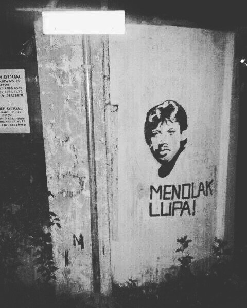 NiweVisual's tweet image. HAM yg bagaimana? saya hanya mengagumi sosok beliau yg cerdas, berani dan sederhana. #munir