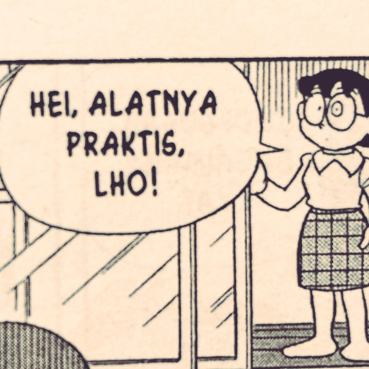 Bahasa_DoraBot's tweet photo. ★Alatnya praktis ya〜！

「その道具便利ね〜」

＊alat道具 
＊praktis便利な https://t.co/rcB7iR6bUf