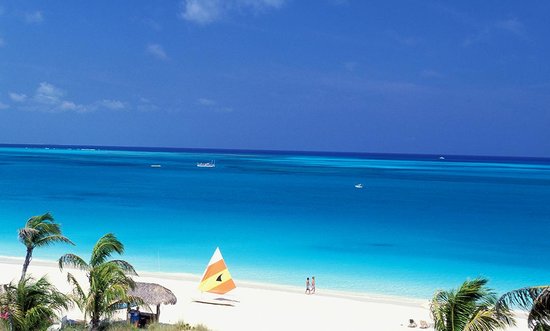 euro_jet's tweet photo. How about flying to the best beach of the world?:-) #airtravel #vacation #Providenciales https://t.co/FuQJgqATM2 https://t.co/vYTdj8xGlg