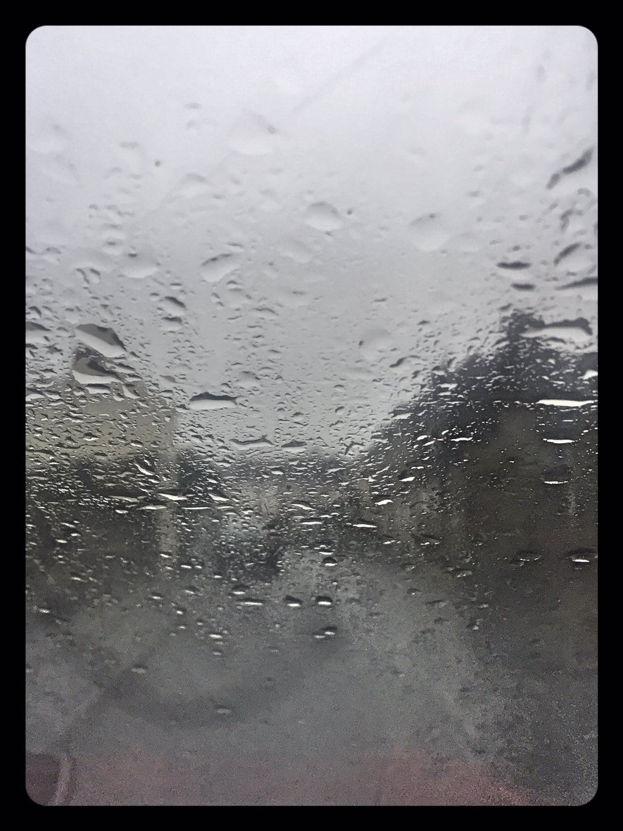 WhiteZoey's tweet photo. On the way to meet a friend for today's long run. #thatisdedication #marathontraining #TagHeuerxRW https://t.co/xipaZZnL14