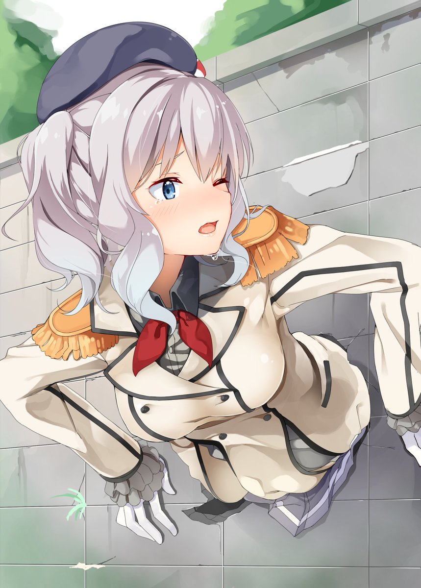 Byte 8 27単行本2巻発売 On Twitter 壁にハマってしまった鹿島さん Https T Co 1gckngnsqx Twitter