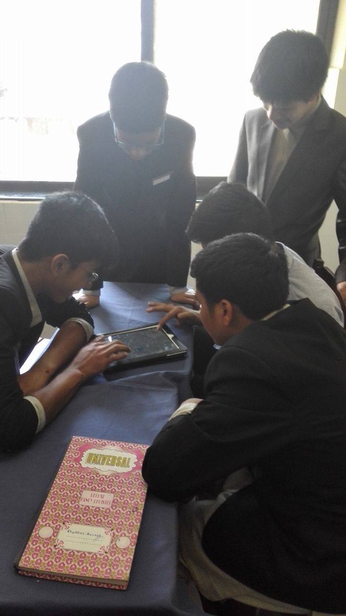 rbsmun's tweet photo. The delegates supposed to write a resolution but thug life! #rbsmun https://t.co/wk9Xe2KQf6