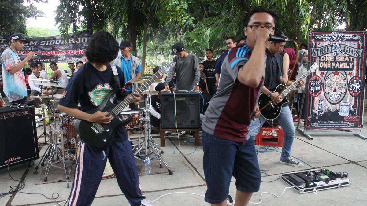 ALL OUT , Sidoarjo tweet media