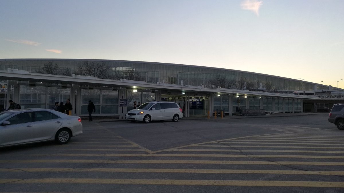 Daniel_Xu's tweet photo. Fisrt arrival in the USA! Chicago! https://t.co/EUZqZ7bGBY