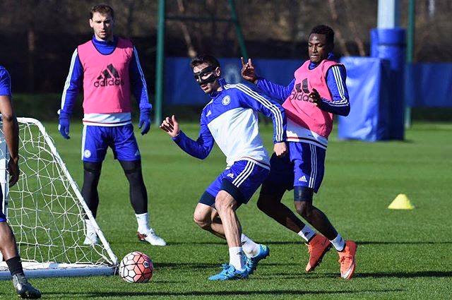 yohanablues's tweet photo. #Bluesday Training buat persiapan ntar malam 😊😘 #cfc #KTBFFH https://t.co/nVbifDrDcU