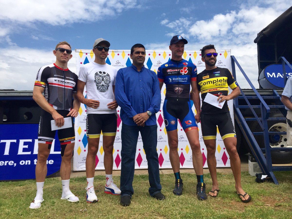 moderncyclist1's tweet photo. VA’s men’s podium after a very exciting race @completecyclist #ccmn2016 https://t.co/oZ8rVCXtx9